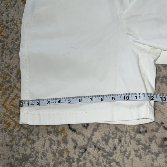Size 8 Anne Klein Jeans White Chino Shorts - Picture 6 of 7